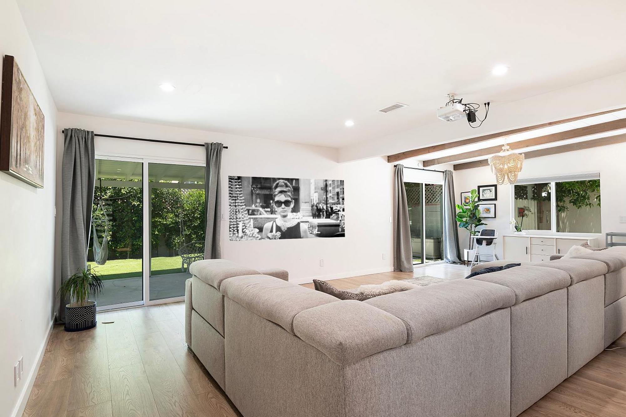 Spacious Family With Large Backyard Villa