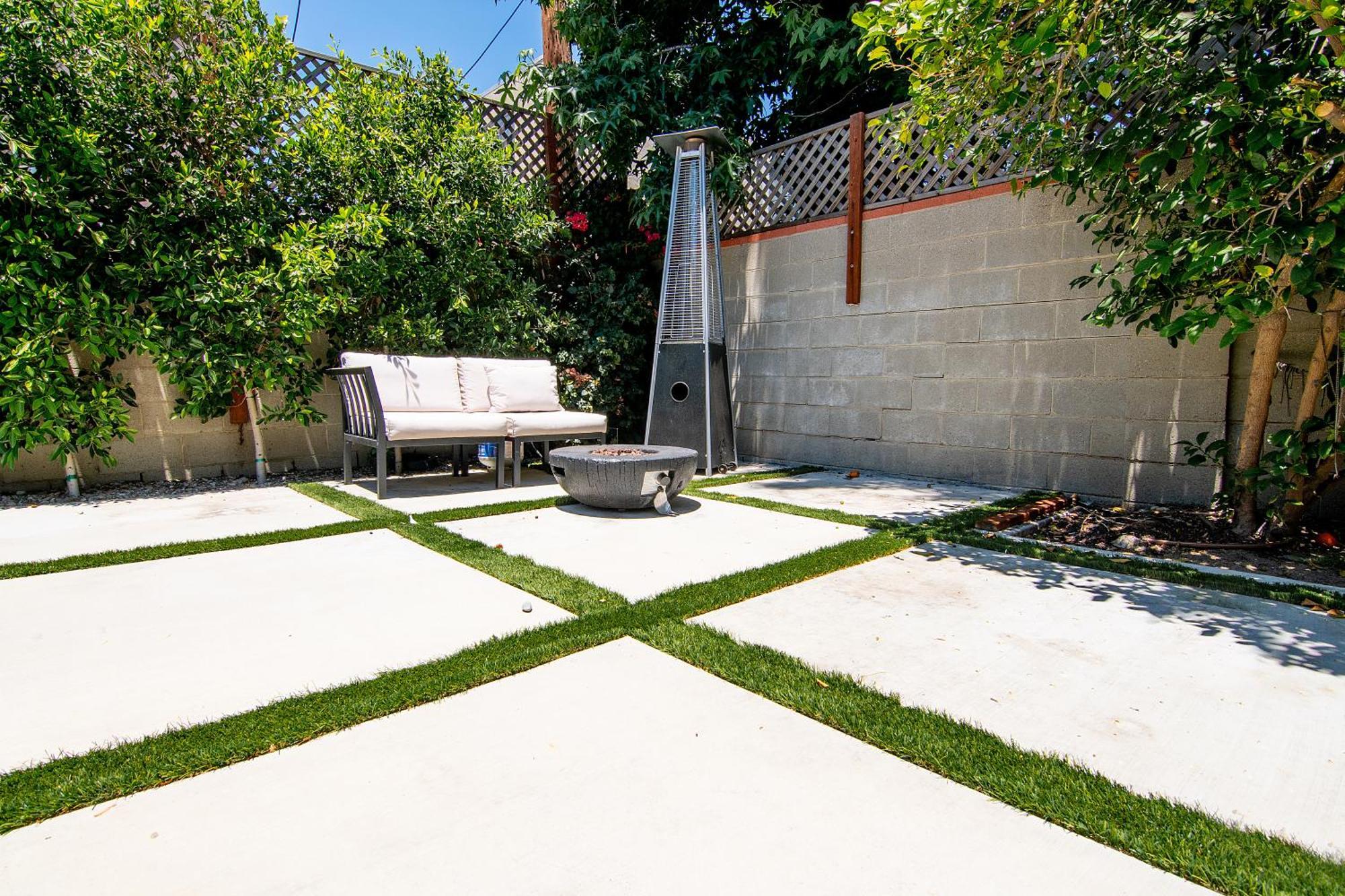 Spacious Family With Large Backyard Villa *