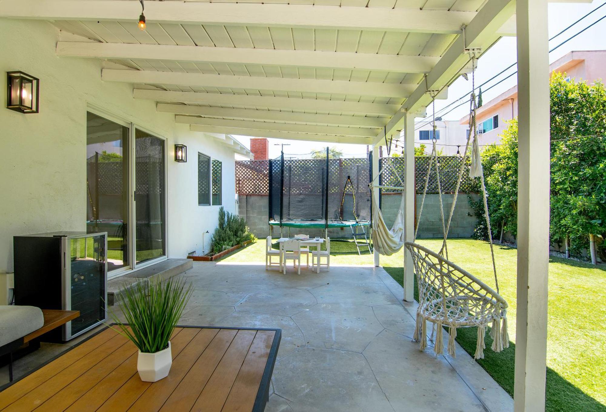 Spacious Family With Large Backyard *