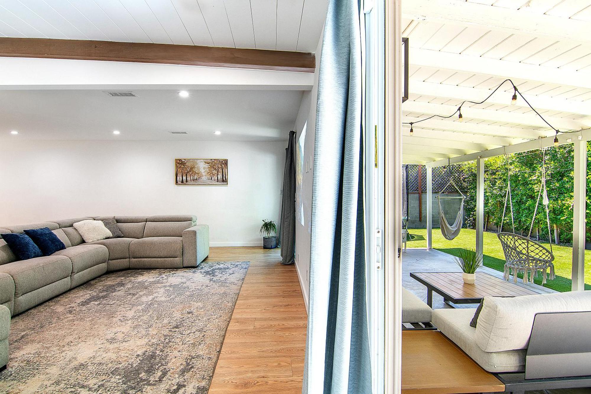 Spacious Family With Large Backyard Villa