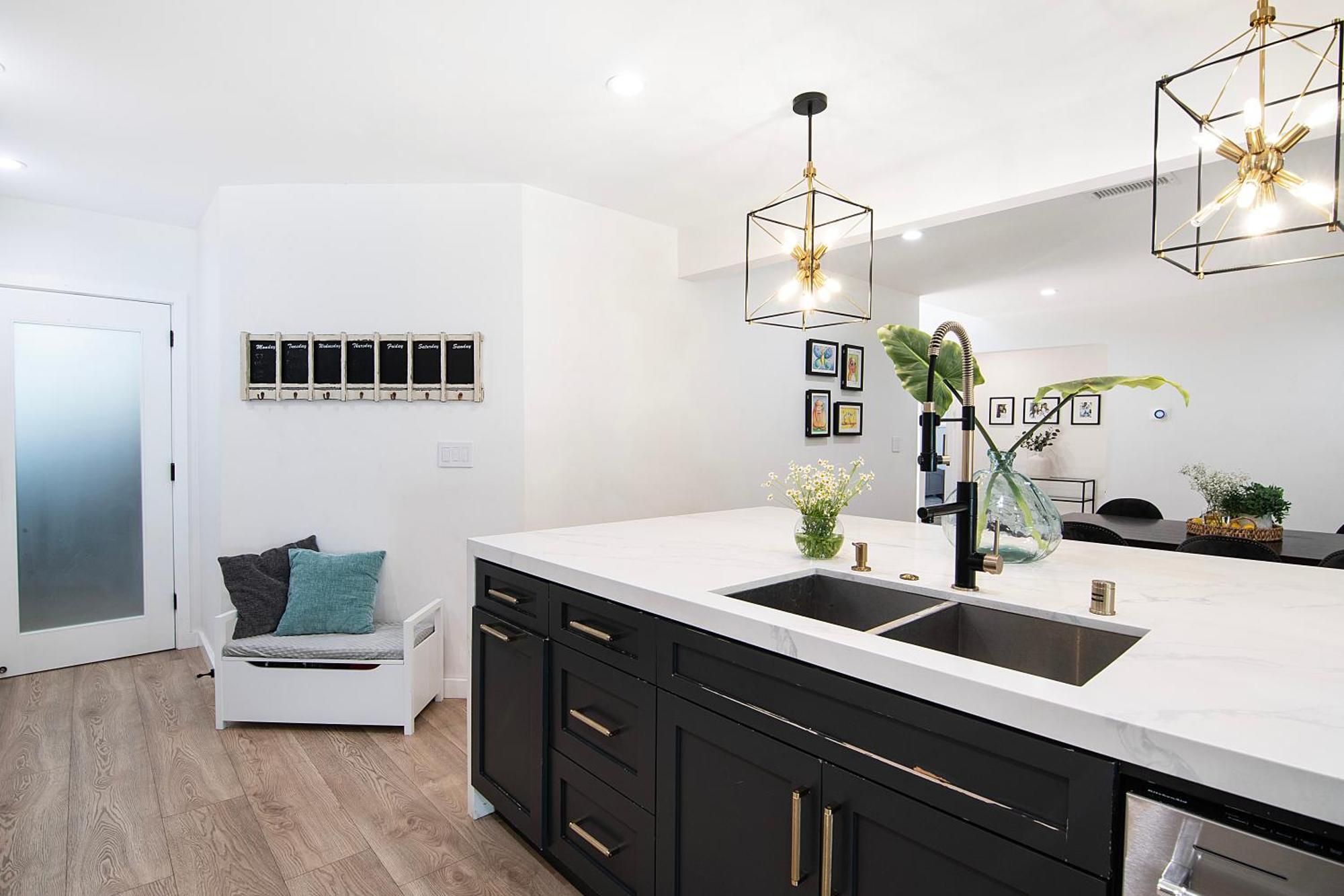 Spacious Family With Large Backyard Villa *